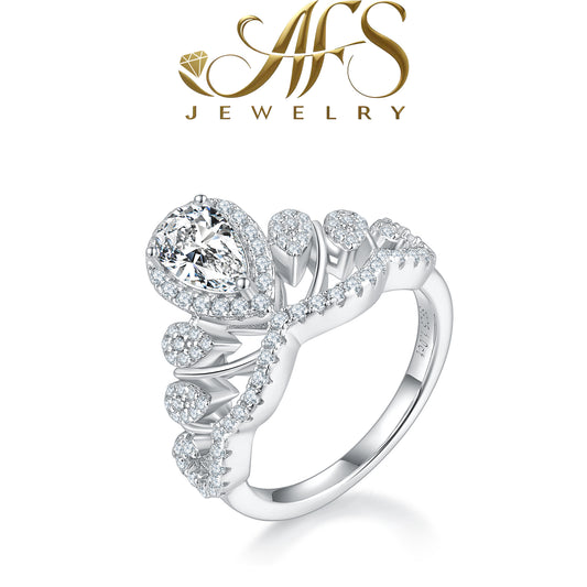 1.0 Carat Pear-Cut V-Queen Synthetic Moissanite Solitaire Ring in Sterling Silver 925 Plated with White Gold for Women Everyday Luxury