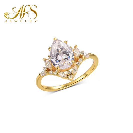 2.0 Carat teardrop-shaped synthetic moissanite crown ring, 18K gold-plated sterling silver, vintage princess style, a luxurious gift suitable for women's everyday wear.