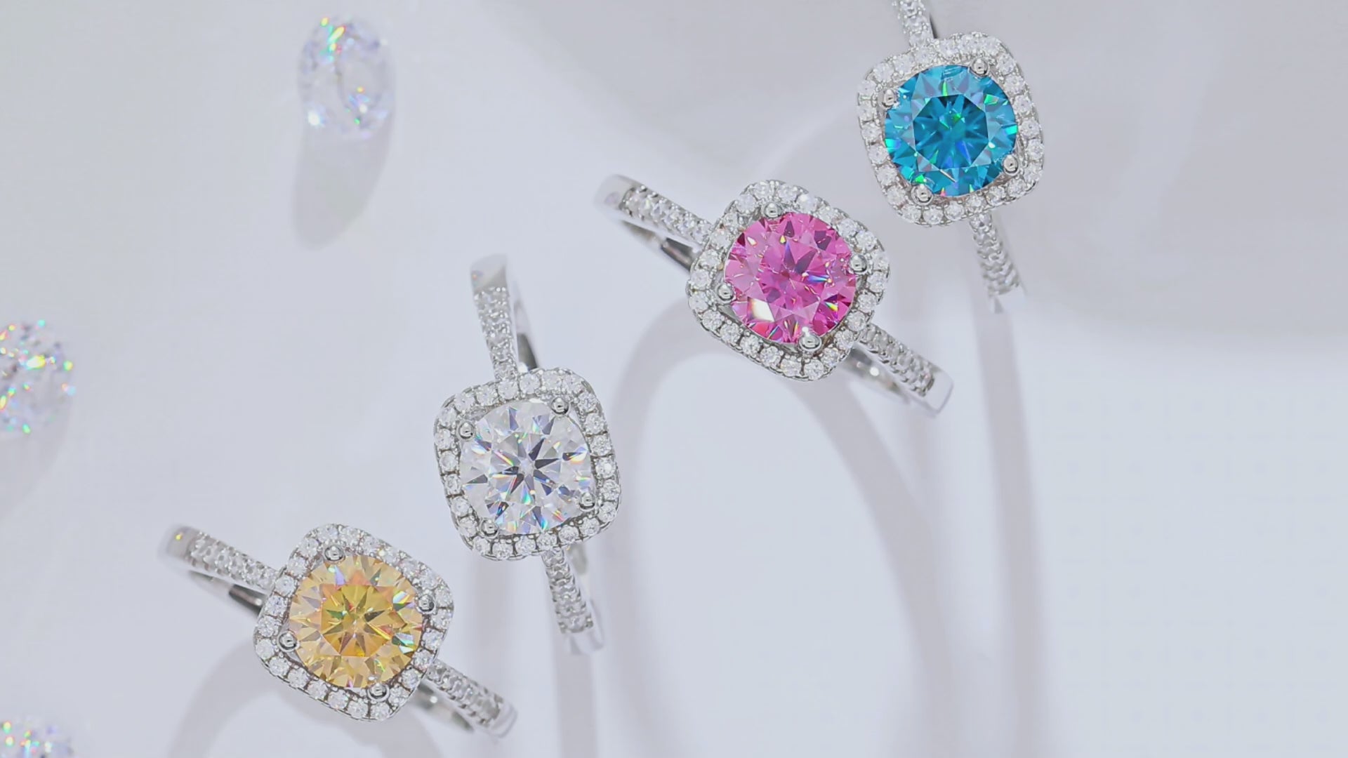 D-color VVS1 halo moissanite ring | 1-carat stone, symbolizing both engagement and everyday life, 925 sterling silver plated with white gold, perfect for engagement/birthday/anniversary gifts.